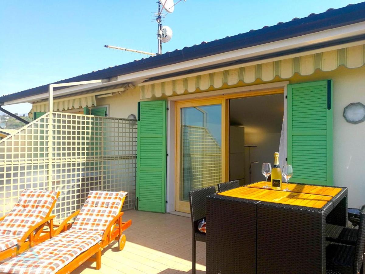 Casa Chiare - Immobiliare Azzurra Apartman Bardolino Kültér fotó