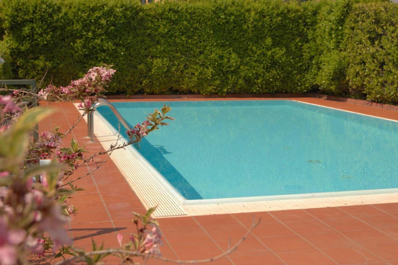 Casa Chiare - Immobiliare Azzurra Apartman Bardolino Kültér fotó